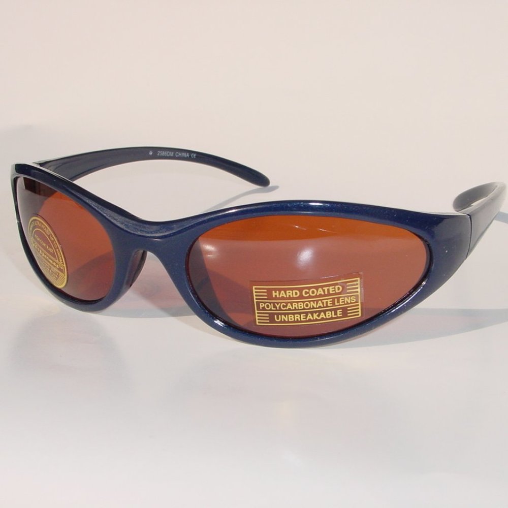 NWT Vintage Sports Wrap around w/ Coppermax polycarbonate lens tech sunglasses